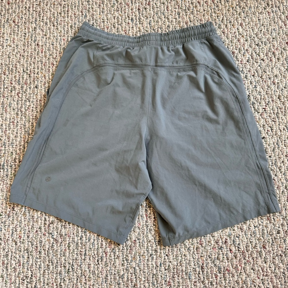 Lululemon pace breaker lined shorts